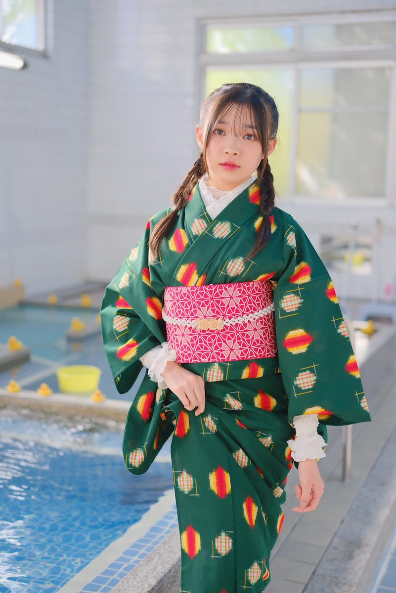 atomroom's tweet image. aoiさん(@aoi_aoi_model )
寿楽温泉 Part 1