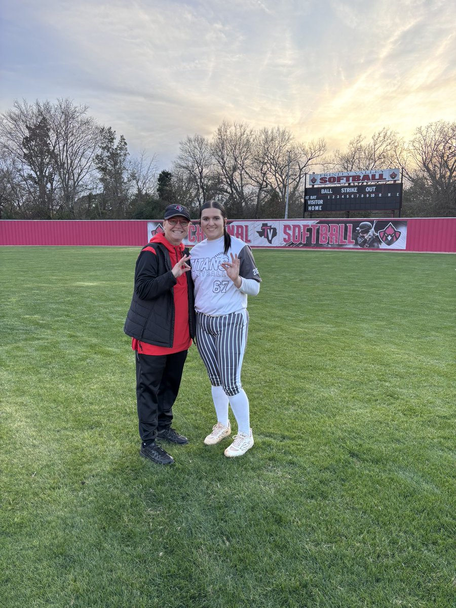 Hailee Cheever tweet media