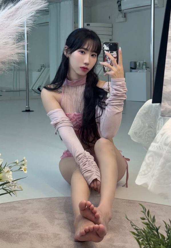 依依💜 tweet media