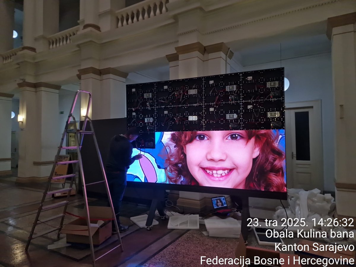 CherryXia7's tweet image. Stand Out from Every Angle with P2 LED Floor Displays! ✨
 P2 Indoor LED Floor Display—designed for seamless, stunning presentations that captivate your audience up close.

#LEDDisplay #P2LED #IndoorLED #DigitalSignage #EventTech #Innovation #VisualDisplay #FloorLED