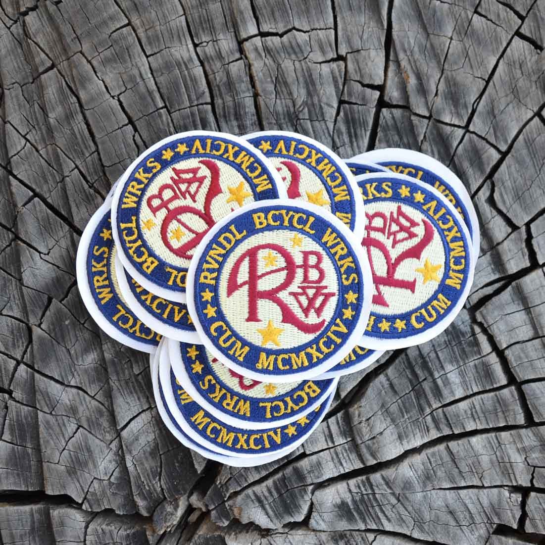 NicePatches's tweet photo. Bored of basic gear? Stamp your vibe: logo/branding, retro emblems, quirky cartoons...
Stick/sew —turn any item into a one-of-a-kind flex.

https://t.co/TZ4dq7uAz7
#CustomPatches
#EmbroideredPatches
#PatchLife
#CustomGear
#DIYFashion
#JacketPatches
#BrandingMerch
#VintagePatches https://t.co/U9OwlgWUNT