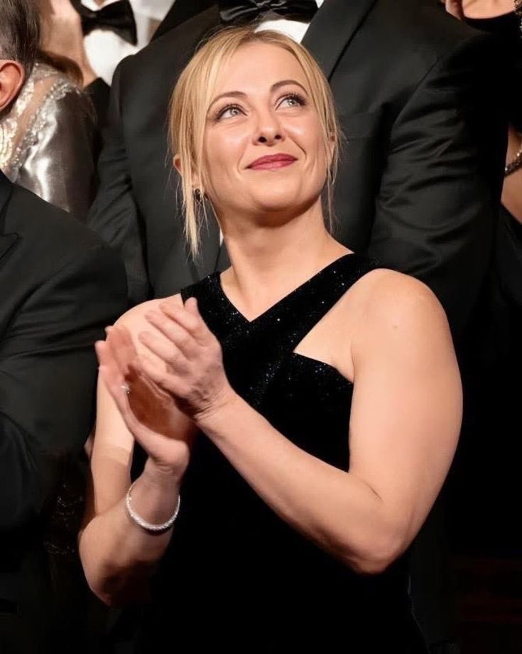 ¿Apoya a Giorgia Meloni como primera ministra de Italia?

Sí | No