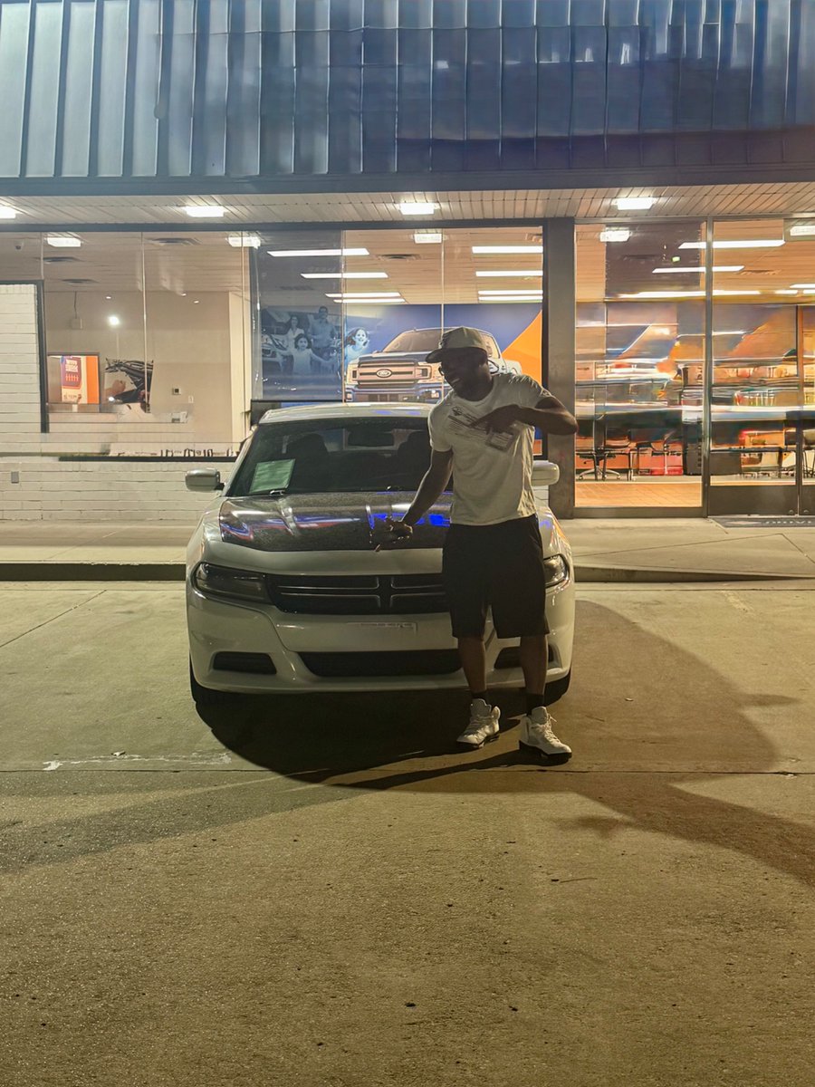 TreyW/TheWhips tweet media