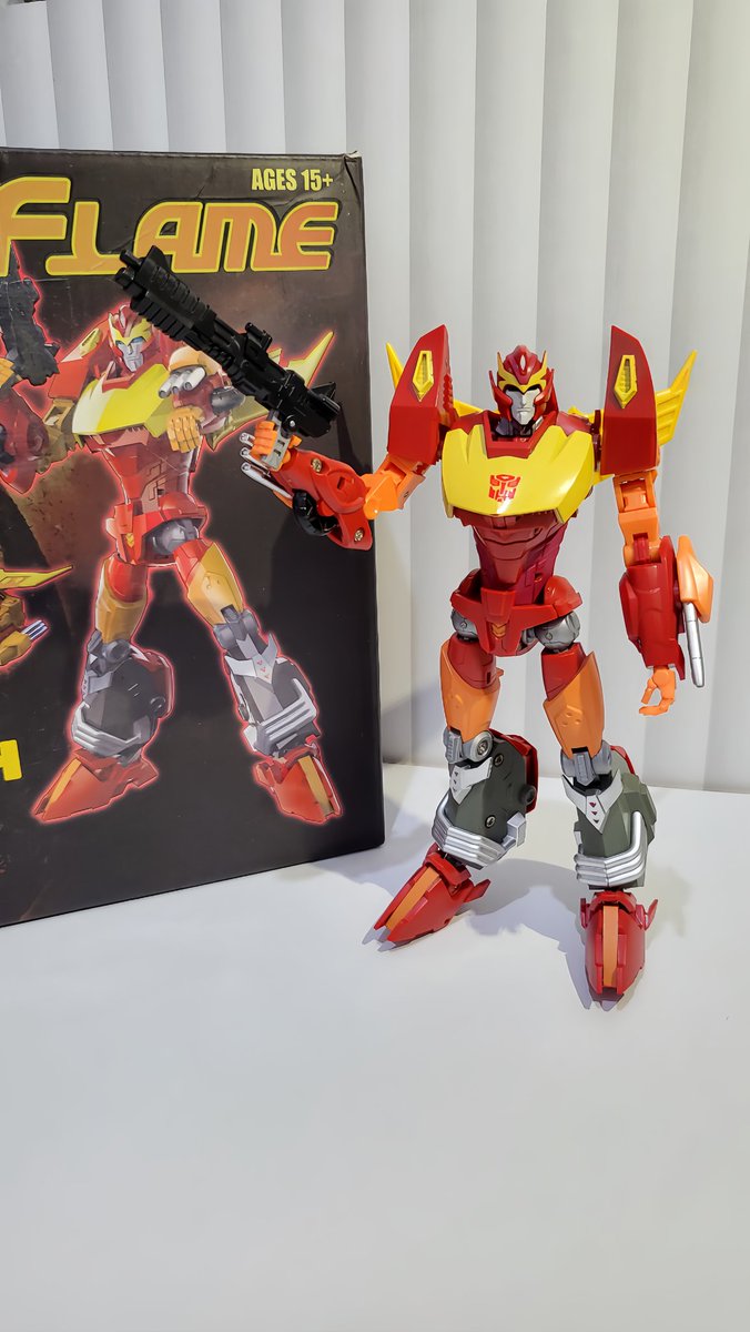 no0tcs's tweet photo. Rodimus Prime 👅 he's a here AHHH #IDW #Transformers https://t.co/h991YGg4Bs