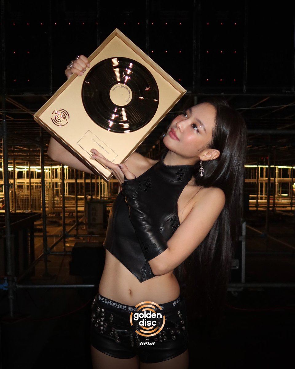 The 40th Golden Disc Awards with upbit✨ BACKSTAGE

#JENNIE <a href="/jennierubyjane/">JENNIE</a>

🏆ARTIST OF THE YEAR
🏆BEST DIGITAL SONG
🏆BEST DIGITAL SONG (BLACKPINK)
🏆Global Impact Award with PRIZM

#40thGDA #골든디스크어워즈 #Goldendiscawards
#goldendiscwithupbit #goldendiscawardswithupbit