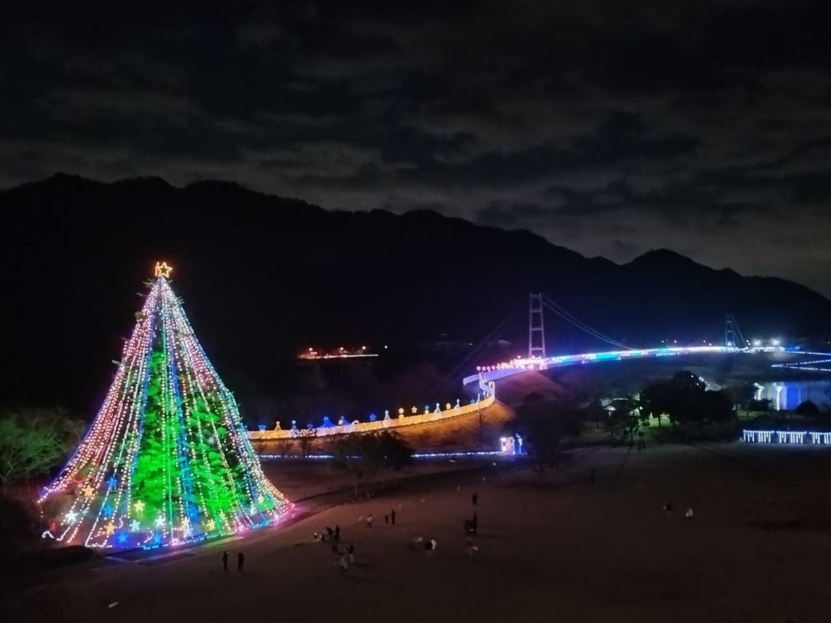 gaia8106's tweet photo. あけてましたおめでとうございます
12月の生存確認忘れてたらしいです
1月分も兼ねて生存確認とします https://t.co/Vt1qmHeHKc