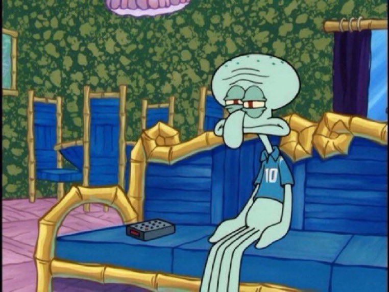 mauiskiies's tweet image. me on my couch