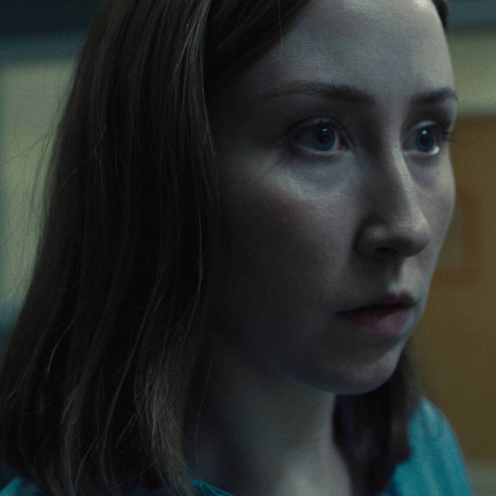 #GoldenGlobes2026 Erin Doherty gana como mejor actriz de reparto en una serie de televisión por su papel en "Adolescencia".