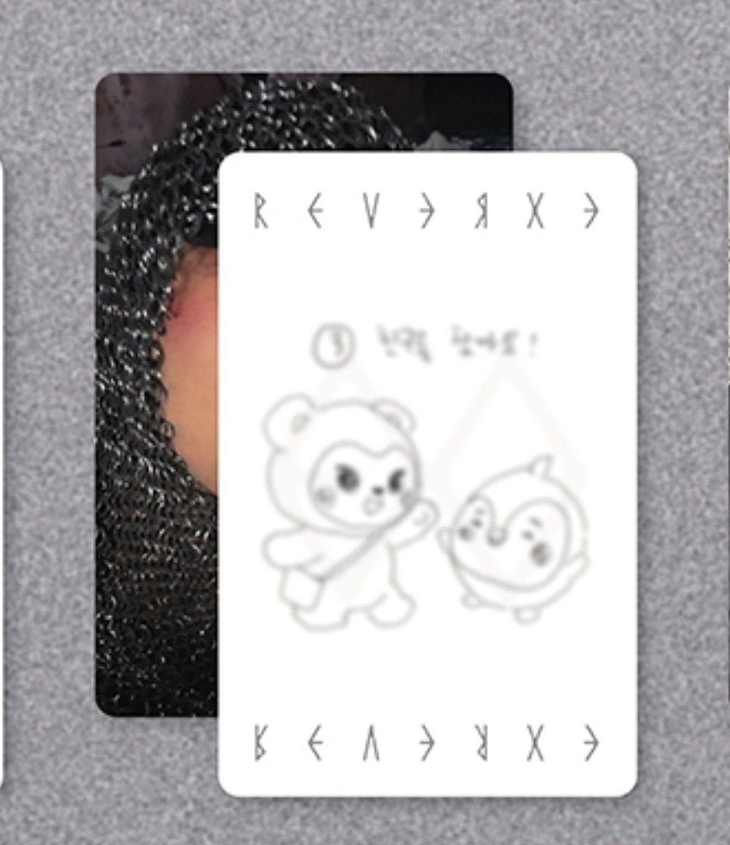 JONGIN IS THAT KYUNGSOO WITH YOU? 😭😭😭