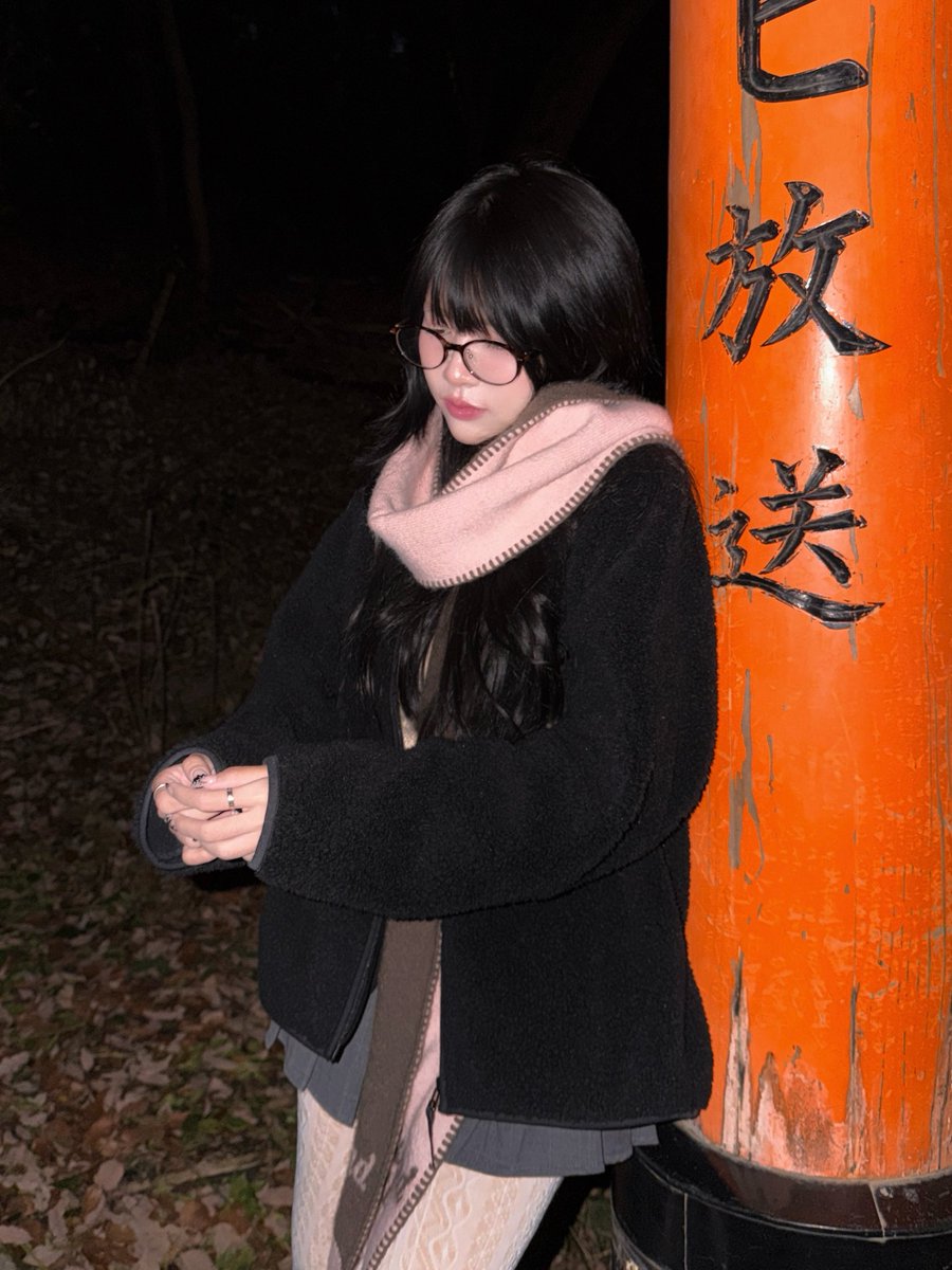 ยกความดีความชอบให้แว่นตา 400 บาทด้วย 🤏🏻 เอาไปญป. ใส่ละถ่ายรูปน่ารักมากก สวย แข็งแรง ใส่เลนส์สายตาได้ เป็นของแบรนด์ไทยฮะ