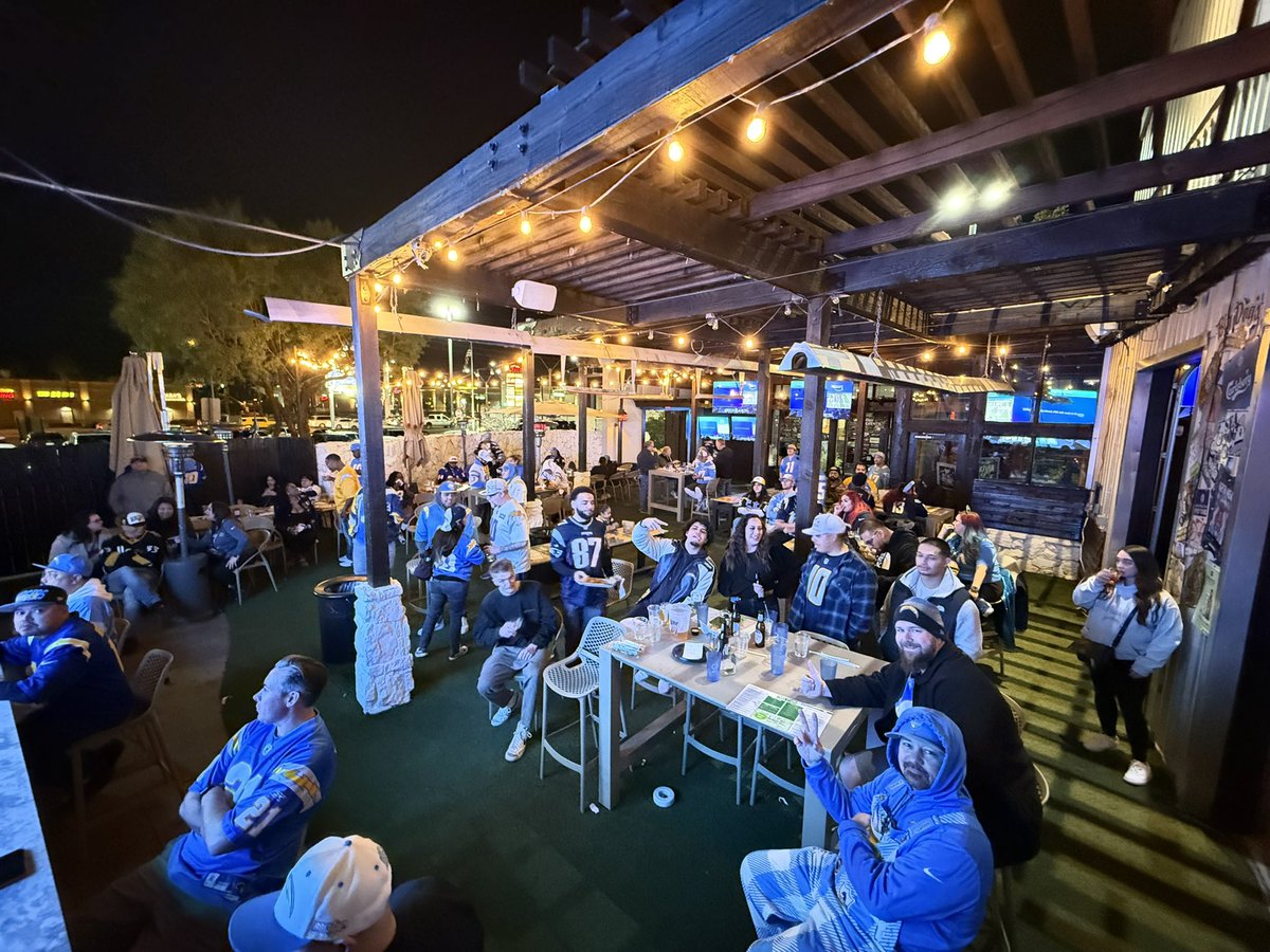 ⚔️⚡️⬆️ Joe Fernandez ⚡️⬆️⚔️ tweet media