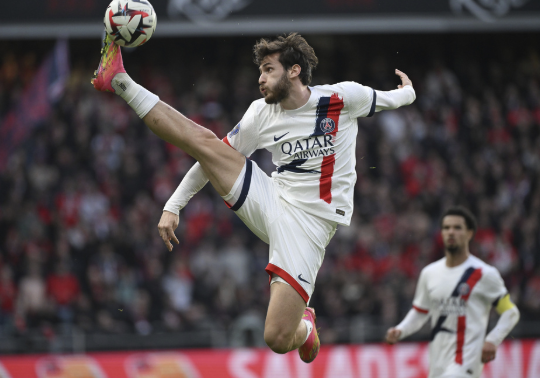 PSGJapan's tweet image. 本日は全国高校サッカー選手権大会決勝戦。

選手の皆さん、応援しています！
 
#全力高校サッカー