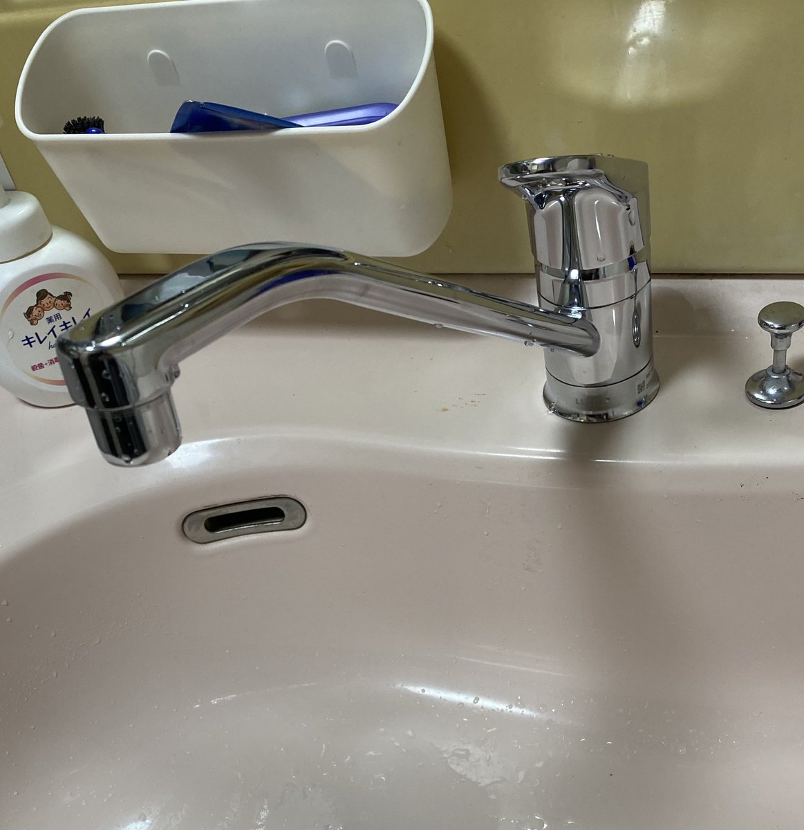 ( ˘ω˘ )蛇口交換OK…………取り付け施工も超簡単だったけど外すのがクソゲーやった