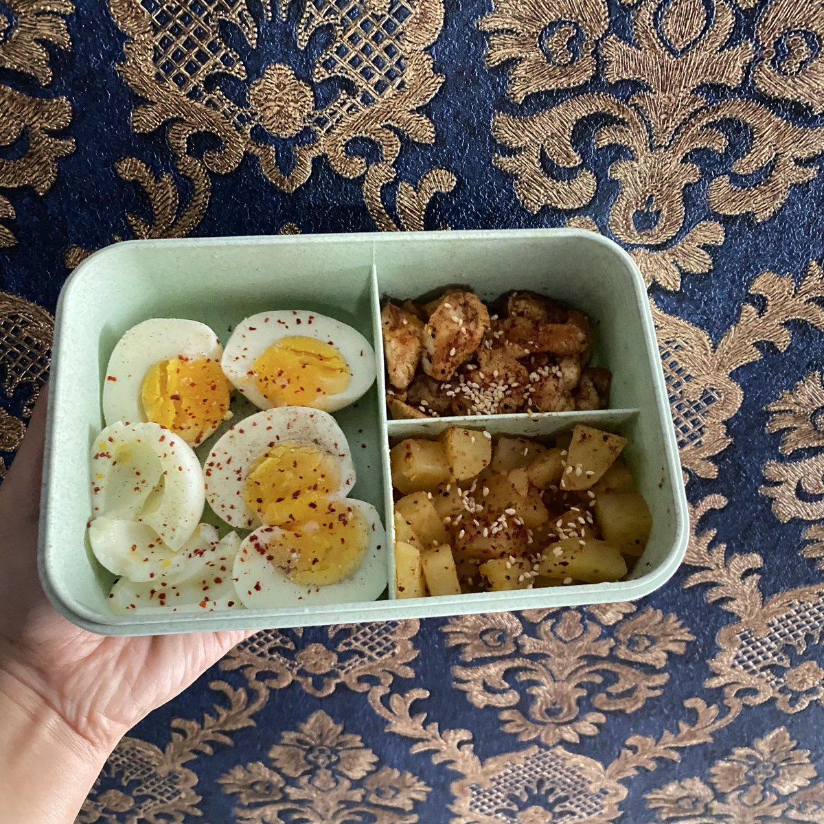 anjanialam's tweet image. ga diet sih tp lebih ke less minyak aja 😁😁