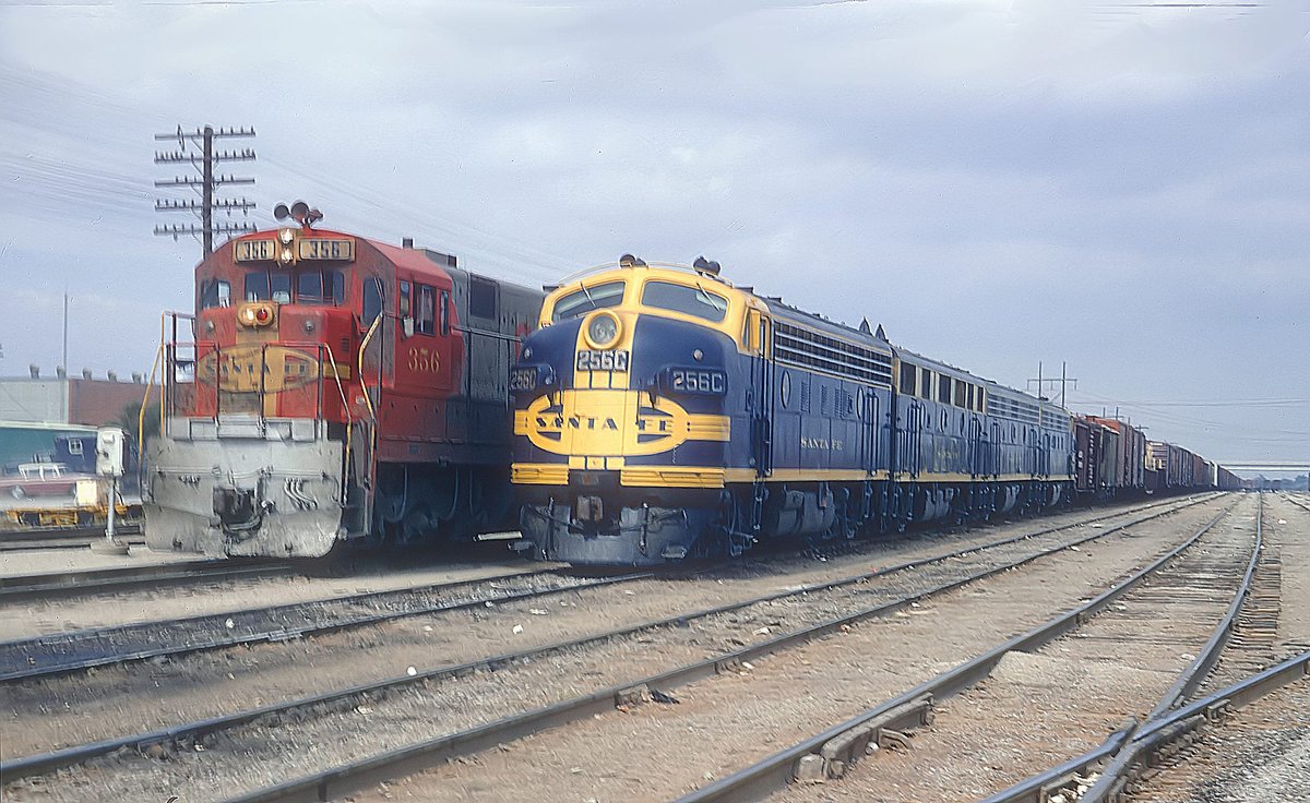 Santa Fe F7A 265C ahead of train #15 at Gainesville, TX in
