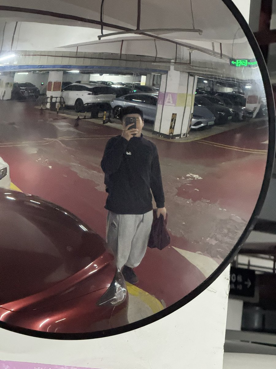 NeonShxt tweet media