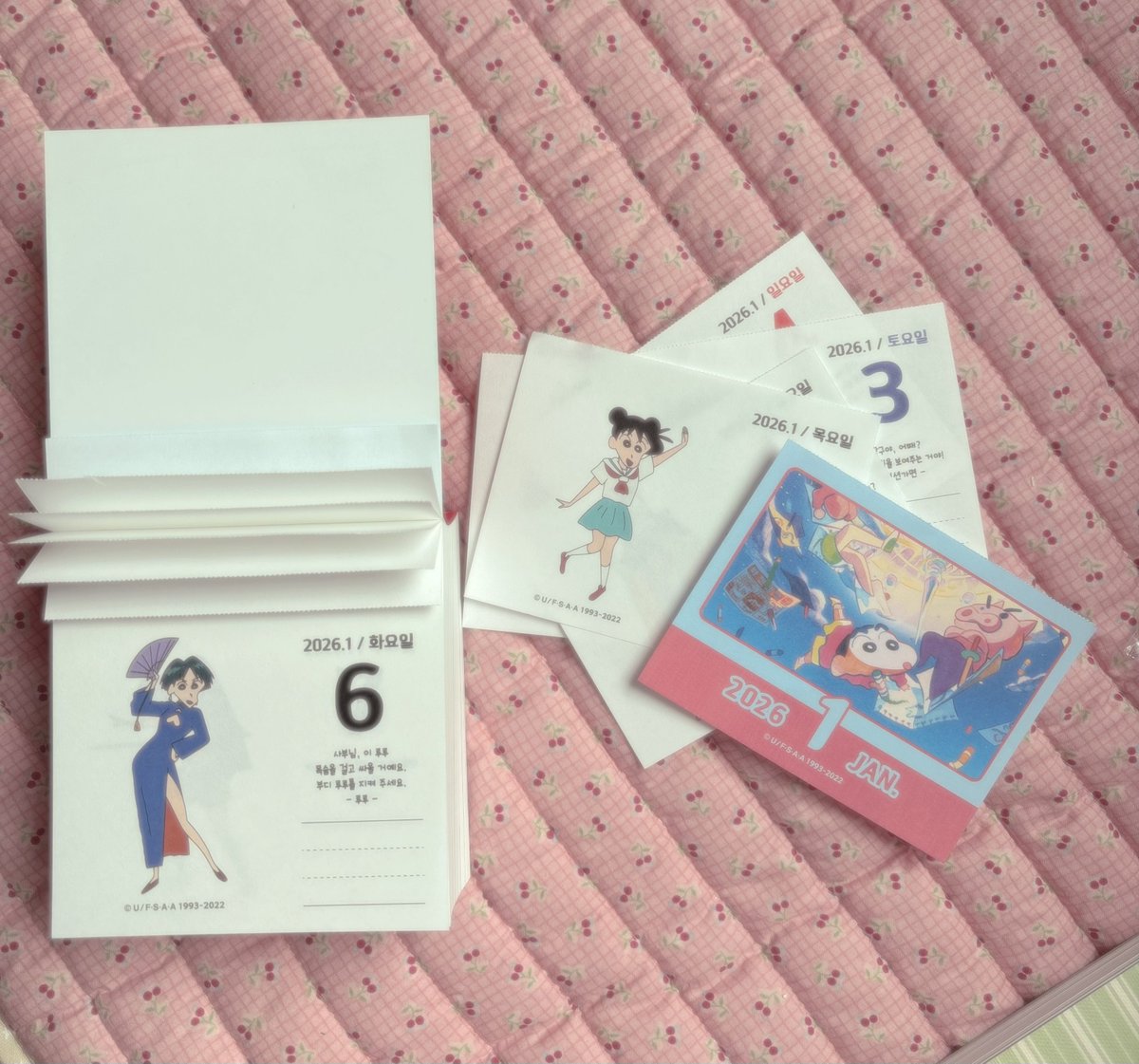 ingreenmagic's tweet image. 요번 CGV 짱구 일력이 매우 아랑스럽다는 사실 ᰔ