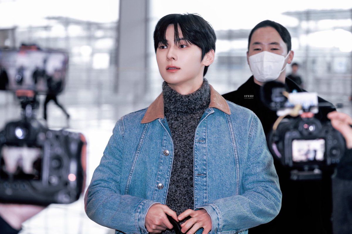 Kokia0702's tweet image. 260112 ICN

오랜만에 출국사진🥳

#황민현 #HWANGMINHYUN