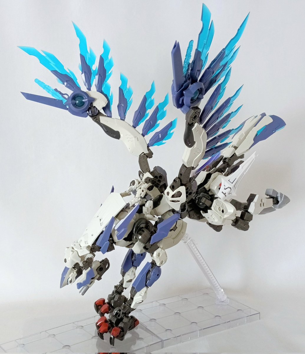 hakuseru's tweet image. グリフ・スティードを改良！
首延長したりドローンとか搭載したり…
#ヘキサギア