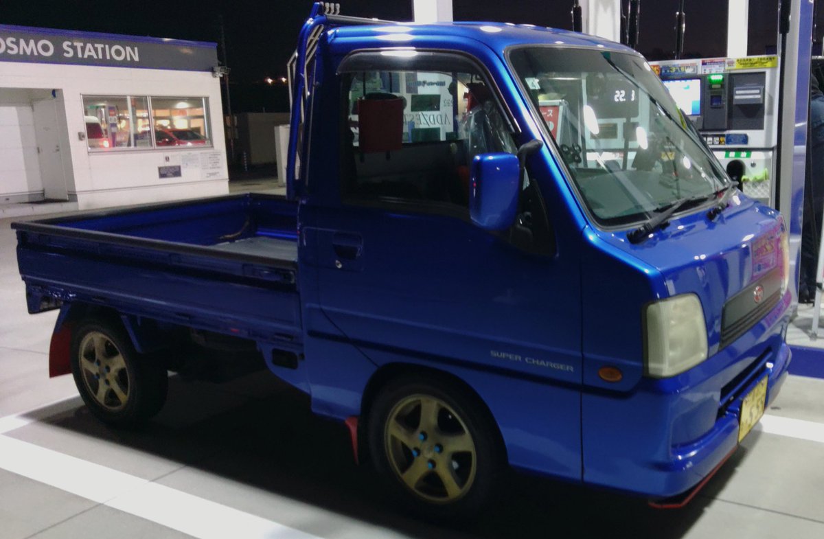 xjrxMHTamYN2ldR's tweet image. 昨日はようやく
#ZX4 と #サンバートラック の
#初乗り でした(^^)

サンバートラックは…
Xmas前から修理に出してたのが
ようやく(^_^;)