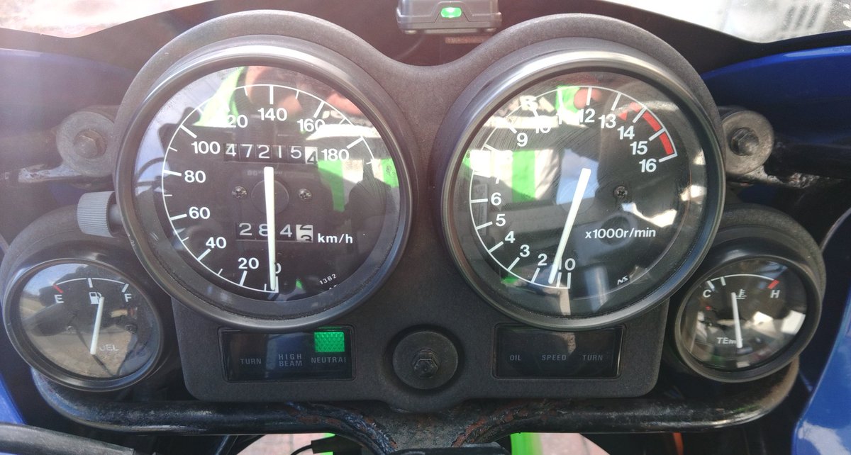 xjrxMHTamYN2ldR's tweet image. 昨日はようやく
#ZX4 と #サンバートラック の
#初乗り でした(^^)

サンバートラックは…
Xmas前から修理に出してたのが
ようやく(^_^;)