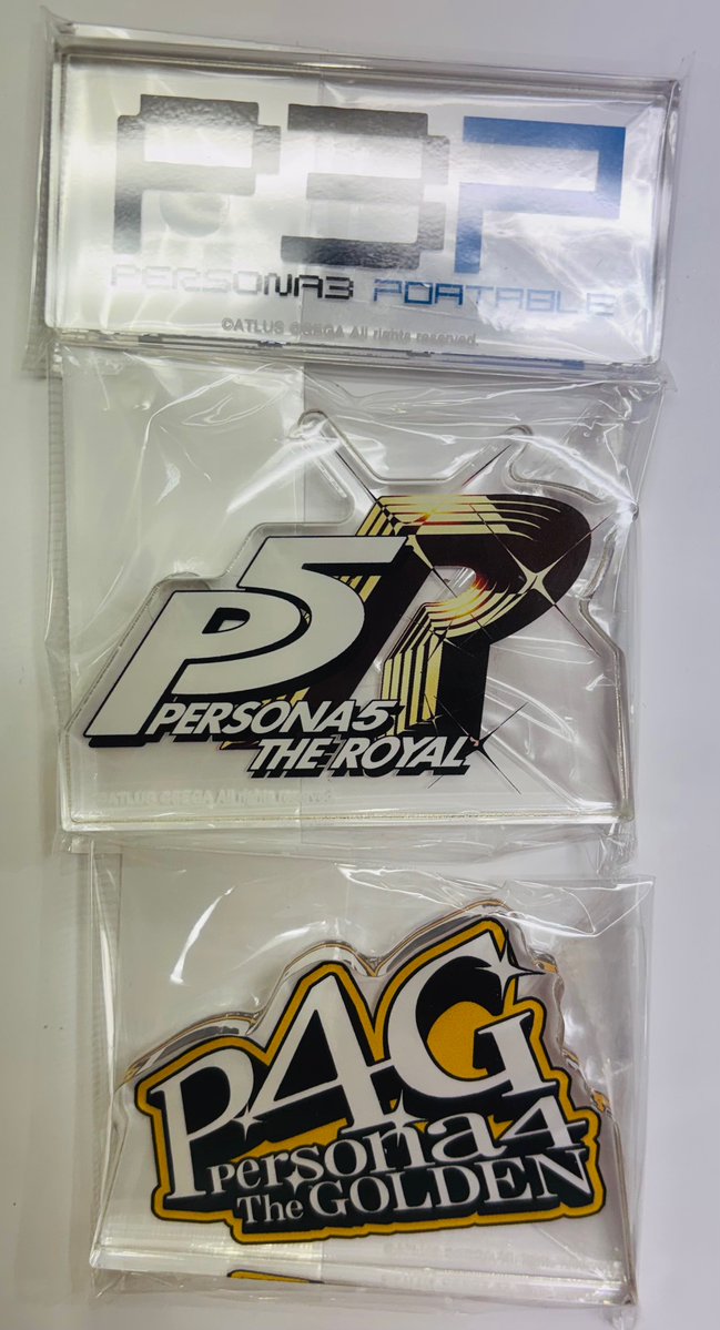 ペルソナ4 アクリルブロック info＞ #ペルソナ ロゴアクリルブロック各種入荷してます✨️ このほか
