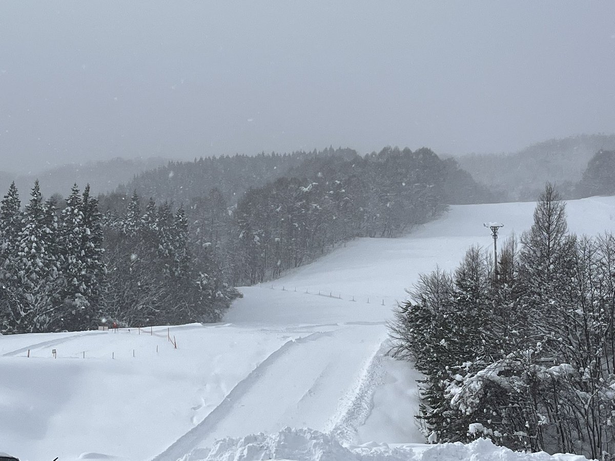 雫石〜めっちゃ吹雪いてます☃️