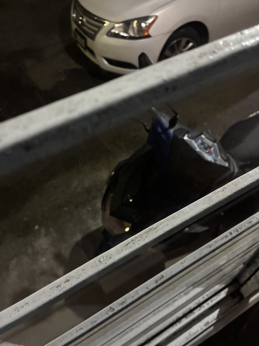 AVelezzi's tweet image. Ojalá no te roben hoy