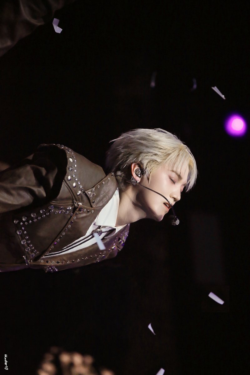 masteringonf's tweet image. 260110 THE MAP:BEYOND THE HORIZON HQ              

D-1 🤴
#온앤오프 #ONF #승준 #이승준 #SEUNGJUN @WM_ONOFF

#masteringonf