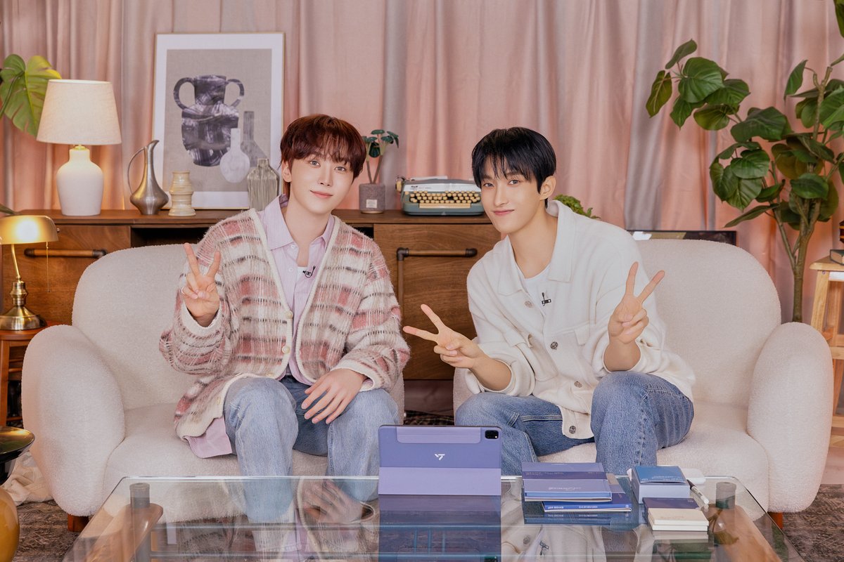 pledis_17's tweet image. [17’S] 
260112 '소야곡' COUNTDOWN LIVE

#DxS #도겸X승관
#소야곡 #Serenade
#Blue