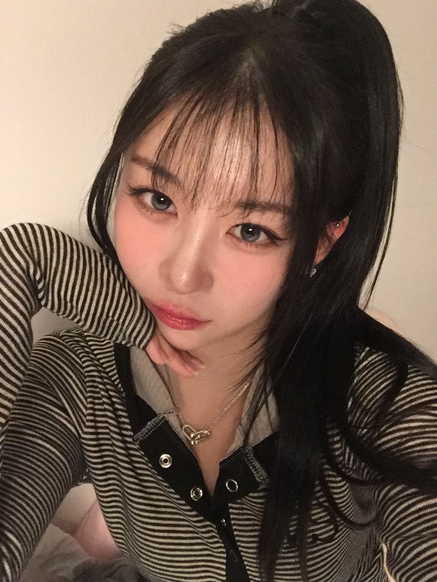 triplescosmos's tweet photo. 주문하신 포니테일 셀카 나왔습니다~

#tripleS #트리플에스 #トリプルS
#トリプルエス #トエス
#Kaede #카에데 #カエデ https://t.co/gD0NBqRJXy