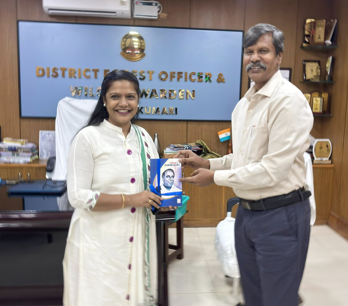 I attended the Tamil Nadu Government’s rubber corporation meeting was held underthe chairmanship of Hon’ble Minister of Forests and Khadi Mr. Rajakannappan in Nagercoil.