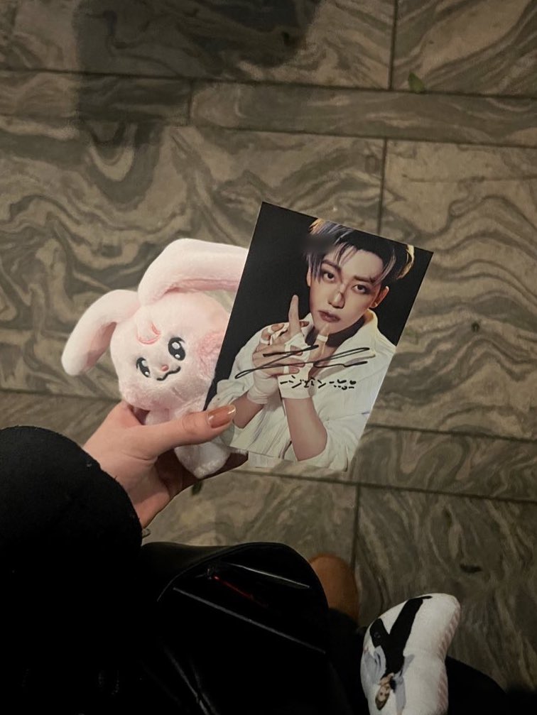 𝘯𝘢 tweet media