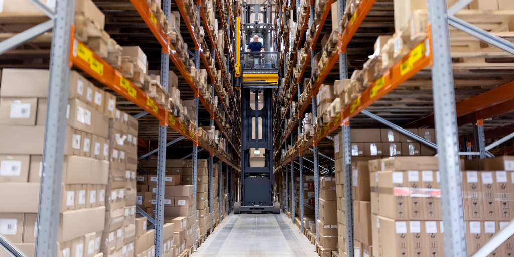 A clear, well-structured listing can make the difference between weeks of storage fees and a fast recovery of costs.
Learn how to write an effective unclaimed cargo listing on Globy: tinyurl.com/27bzrdkr

#unclaimedcargo #abandonedcargo #shipping #logistics