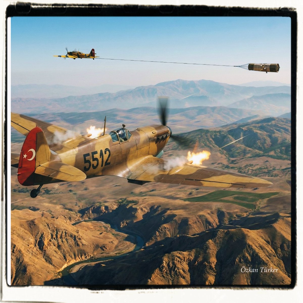 Manş çeken Fairey Battle TT ve atış eğitiminde Spitfire Mk.Vb
#türkhavakuvvetleri #havacılıktarihi #spitfire #faireybattle