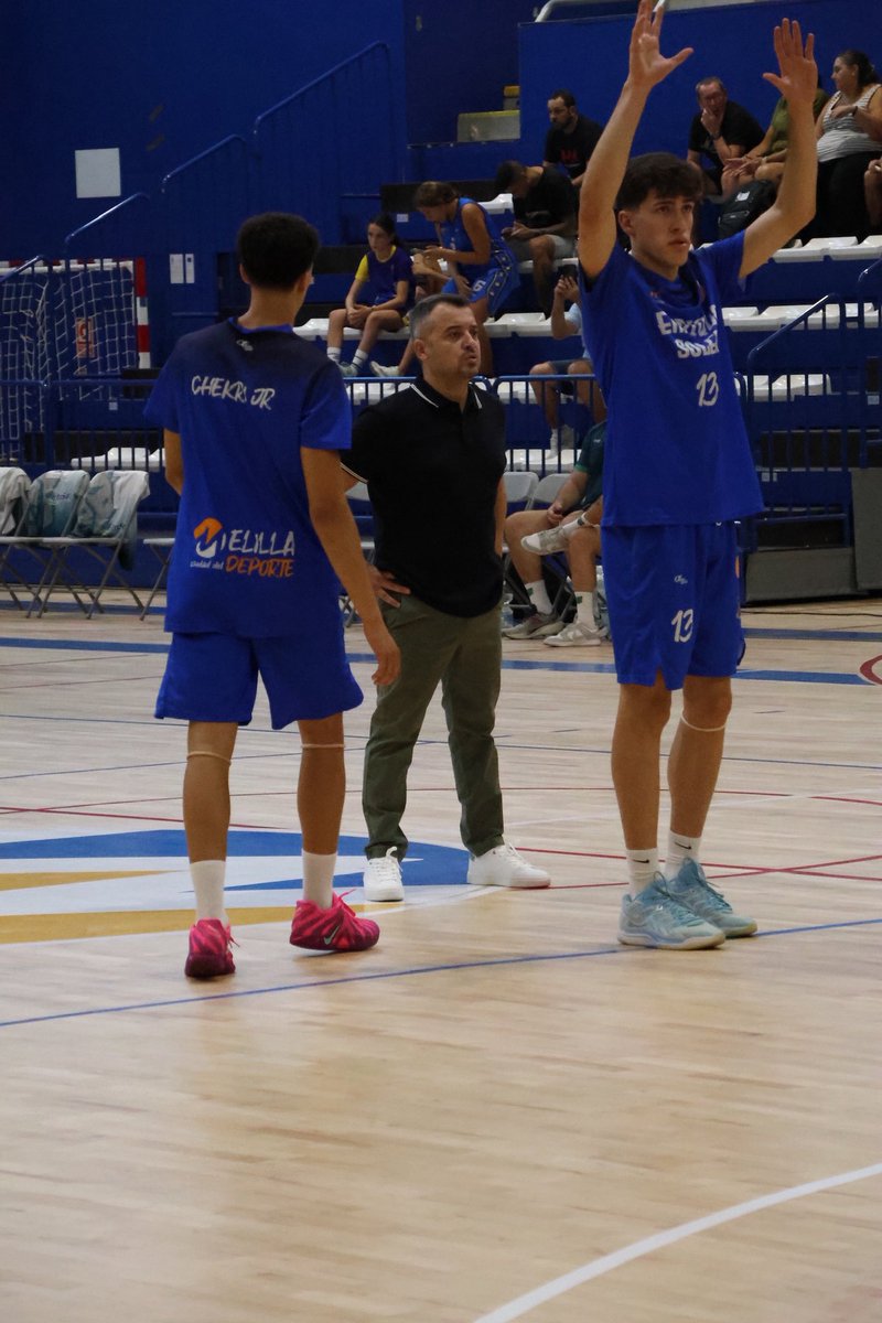 ¡Felicidades, Xikuy!🎉

Hoy es el día de nuestro entrenador ayudante favorito 
Gracias por tu energía, tu entrega y ese buen rollo que contagias dentro y fuera de la pista. Siempre sumando, siempre apoyando y siempre con una sonrisa lista para motivar al equipo 
¡Grande, Xikuy!