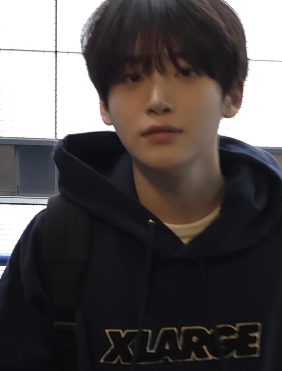 제가진짜좋아하는얼굴이라박수쳤어요