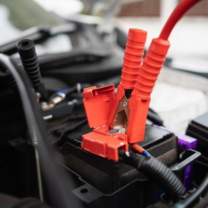 UKBreakdownHelp's tweet image. Stuck with a flat tyre? 😫

No recovery needed. No towing.
we comes straight to you — 24/7.

Covered areas include:
East London Central London West London North London South London Greater London Essex Hertfordshire Kent Surrey 

Book now 👉 24-hour-mobile-tyres-london.co.uk