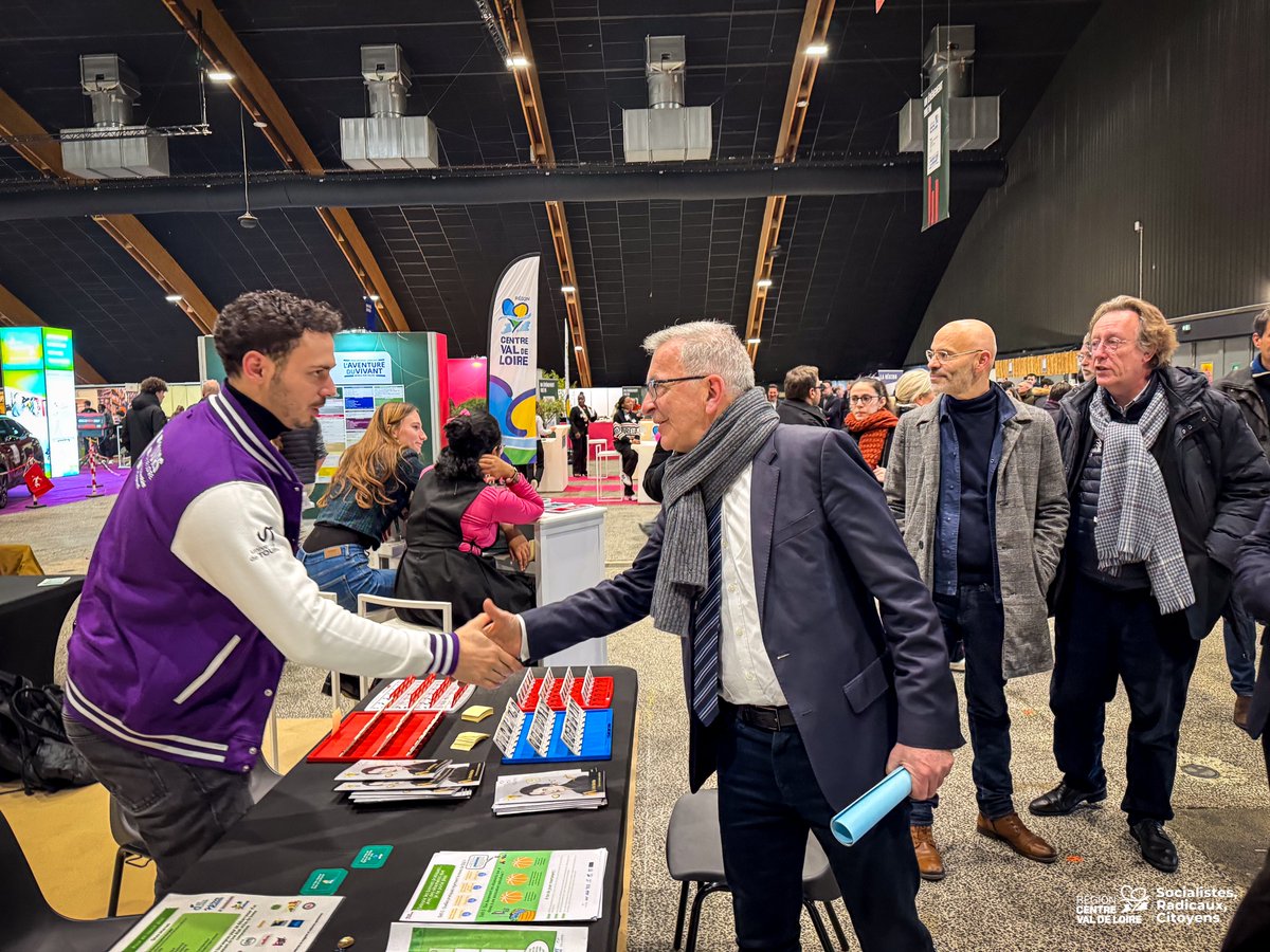 src_rcvl's tweet image. Le premier Forum de l’Orientation de l’année 2026 s’est déroulé ce week-end à Tours !

Ils sont au cœur de notre action avec la @RCValdeLoire pour informer, accompagner et soutenir l’égalité des chances. #RCVL #CentreValdeLoire
