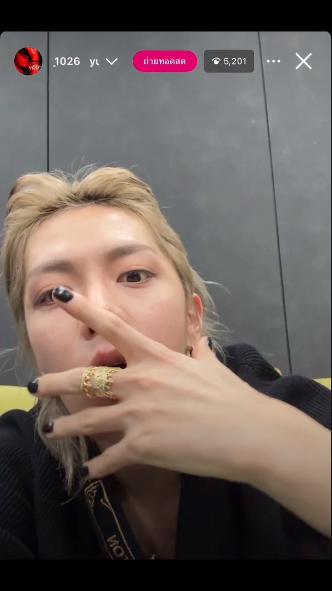 baibuacotton's tweet image. แหวนที่ยูตะทำเองสวยมากกก อัพเดตคือช่วงนี้ออกแบบเครื่องประดับเป็นงานอดิเรก มีอะไรให้ชั้นอึ้งตลอดเลยผู้ชายคนนี้ เก่งมาก🥹💞