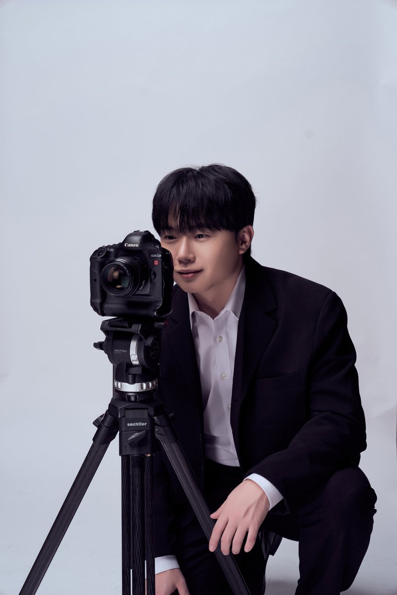 TophyunWorld's tweet photo. Concept Photo 2

2026. 01. 16 (Fri) 6PM
Double Single
<어른이 되어버린 소년은>

#탑현 #어른이되어버린소년은 https://t.co/obwQfcIR6L