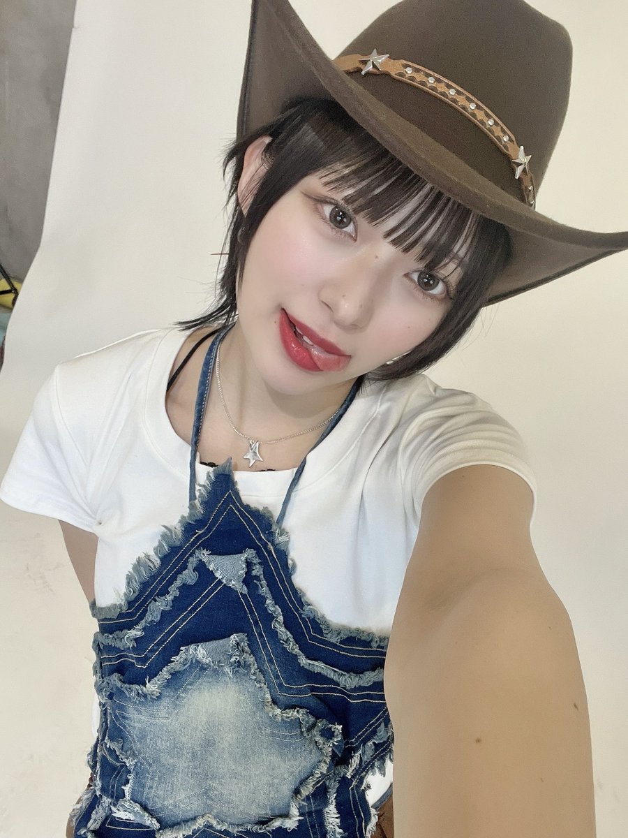 ⋱ オンラインサイン会のお知らせ📢 ⋰ 明日、 1/13(火)19:00