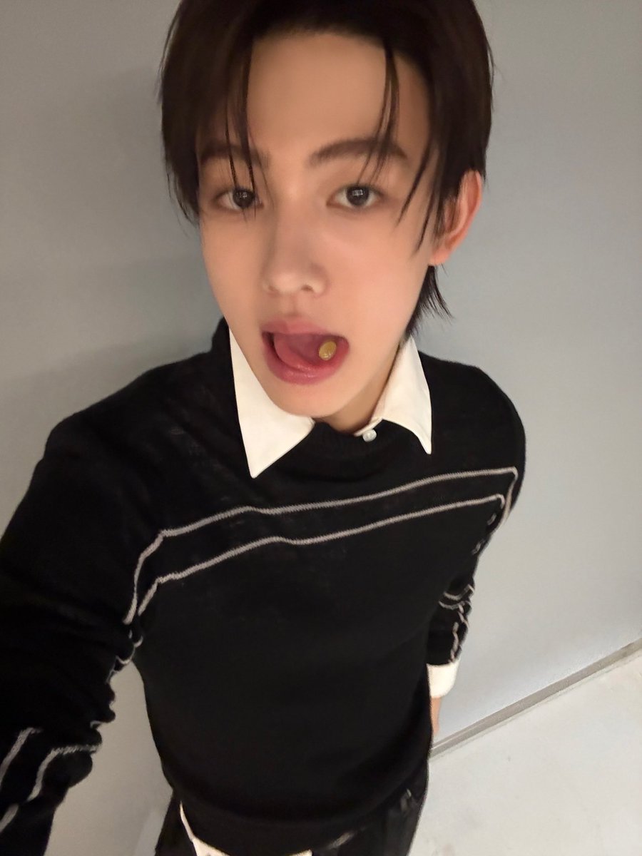 crashmashup's tweet image. 