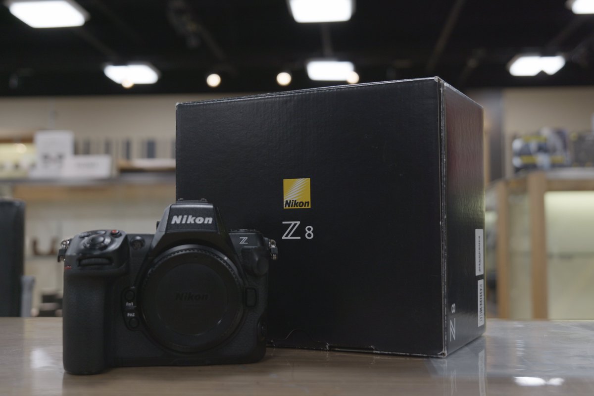 本館5階カメラフロア買取品紹介📸】 NIKON Z8 & NIKON Z6 II の二台を