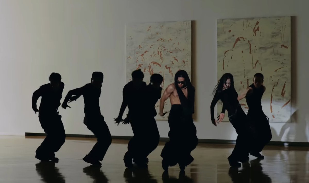 oxyzzan's tweet photo. TARZZAN “MEDUSA” 🎬 — PURE ART 👏🏽. https://t.co/qsbizauXgy