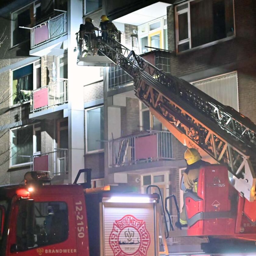 112meerlanden's tweet photo. #Heemskerk - Koolmonoxide in appartementencomplex, zes personen nagekeken door ambulancepersoneel - https://t.co/tw6VuvRAfo - #vlnnieuws https://t.co/Ahbr6y6XCD
