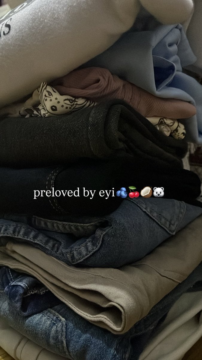 levigfs's tweet image. hii guys aku excited banget jua baju” ku yang udah ga kepake, boleh look disini yaa aku up di ch wawa soalnya dm nya gabisa🥲bisa co oren semuaa🥰🫶🏻💗
ada jeans, baju, skincare jugaa start 5k aja paling mahal di 50ann😇🪽