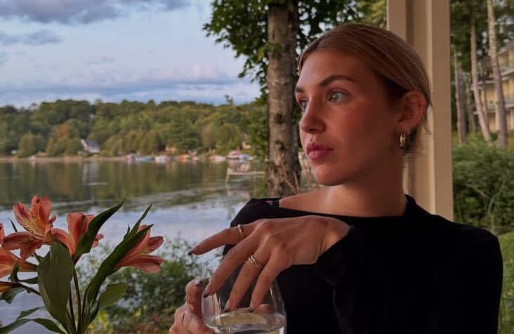 lesbianilya's tweet image. let’s focus on women let’s talk about who really matters