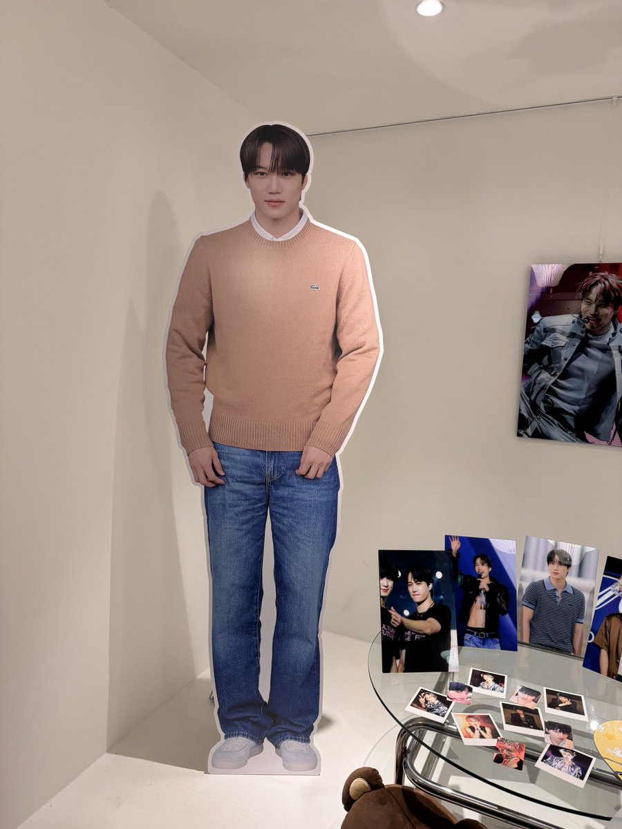 Jinnijong's tweet photo. It was my first time attending a birthday event. The atmosphere was lovely, and I was so lucky to get this frame 😍! Thanks for organizing! 
@KAI_HEART_114 @KimJonginBar 
#KAI_THE_SPACE #카이의_세겨
#2026_HAPPY114DAY https://t.co/ibsNRJYnV8