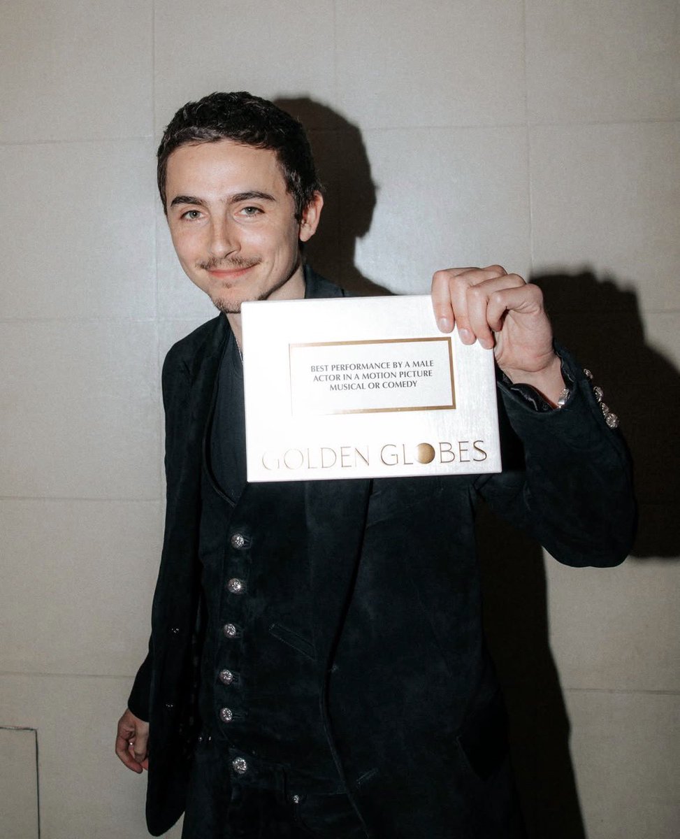 timotheenation's tweet photo. Golden Globe winner, Timothée Chalamet. https://t.co/ZSQOlDHCNc